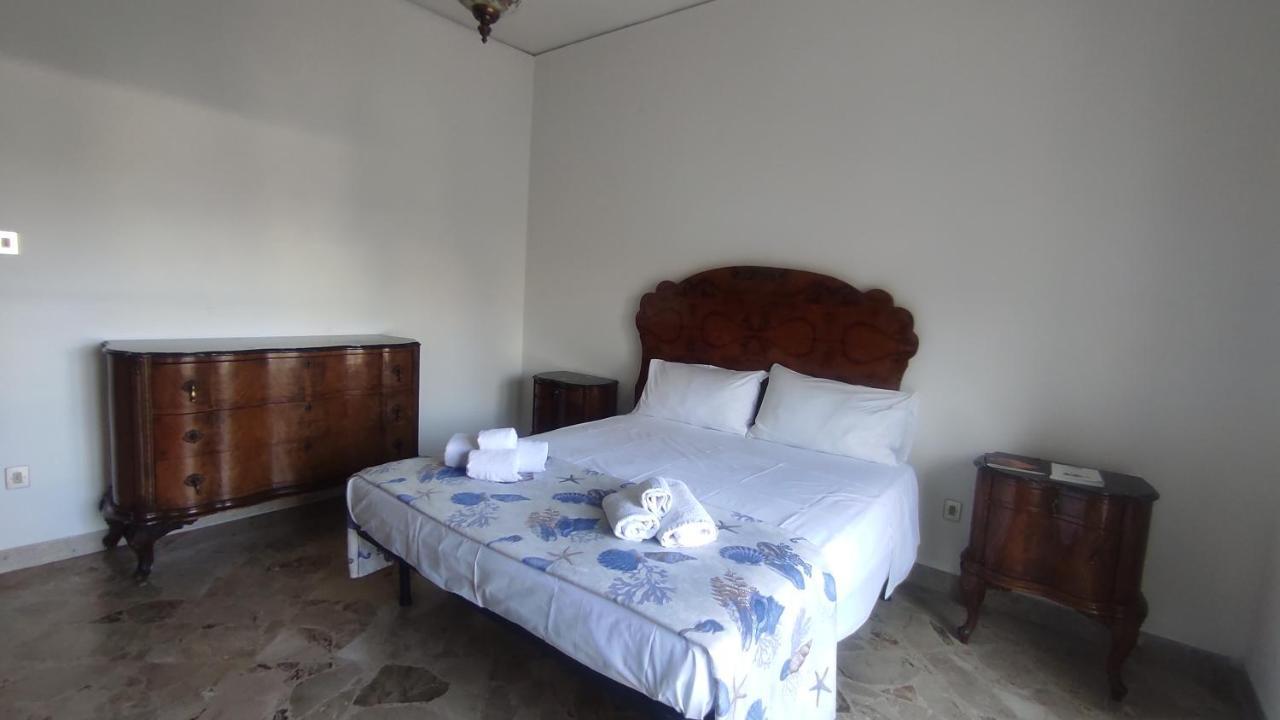 شقة Sakura House Near Vesuvius, Herculaneum And Pompeii Free Parking توري دل غريكو المظهر الخارجي الصورة