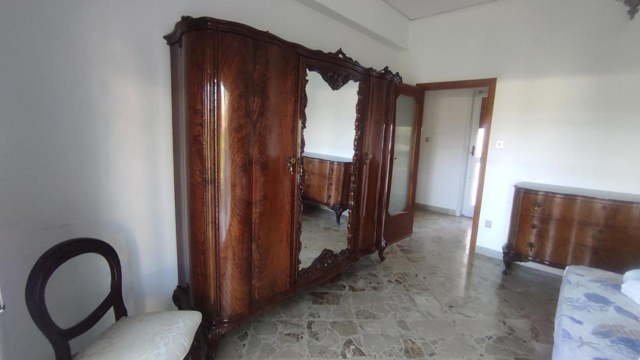 شقة Sakura House Near Vesuvius, Herculaneum And Pompeii Free Parking توري دل غريكو المظهر الخارجي الصورة